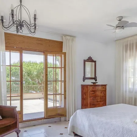Belvilla By Oyo In With Pool Villa