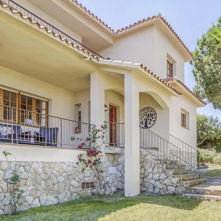 Belvilla By Oyo In With Pool
